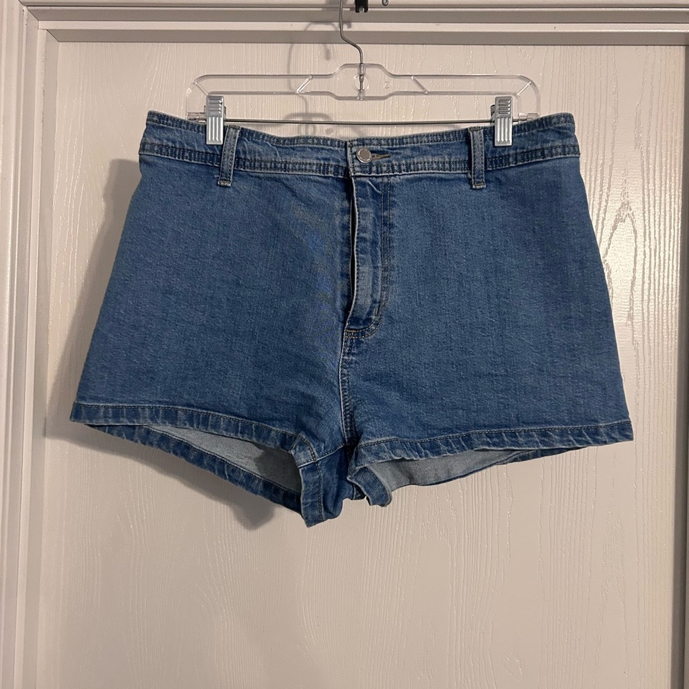 Universal Thread | Classic Blue Jean Shorts | Size 12